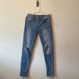 Ripped/Frayed Boyfriend Jeans